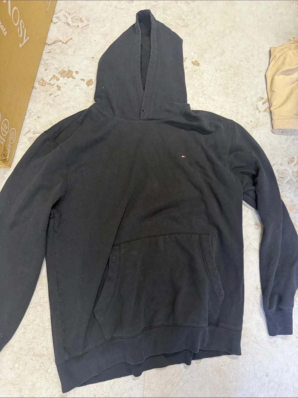 Tommy Hilfiger Black Mens Hooded Pullover Sweatshirt Logo Front Pockets - 2XL - Picture 1 of 4